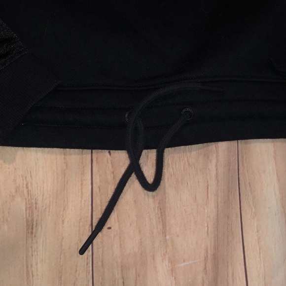 Alphalete crop top bundle - Picture 3 of 9